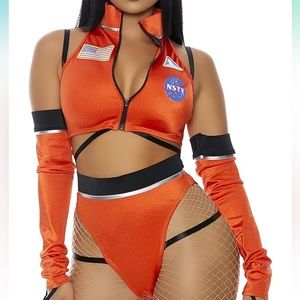Fashion Nova - Sexy Astronaut 3pc Halloween Costume